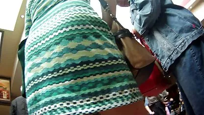 एक लंबा, पतली लड़की एक हिंदी सेक्सी मूवी 2 कामुक निर्माता के साथ एक कास्टिंग में चुदाई करती है