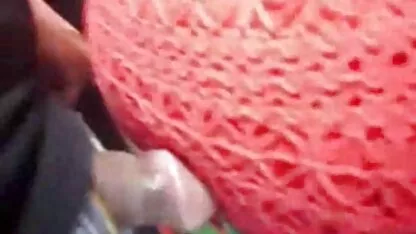 एक जवान सौतेले बेटे ने माँ की बातचीत को सुना और उसे मुँह में लेकर सेक्सी फुल फिल्म चुदाई करने लगा