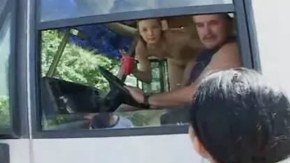 संचिका समलैंगिक उसे सेक्सी मूवी बीपी वीडियो मालिश करनेवाली fucks