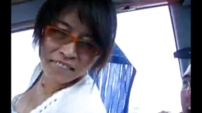 छवि में दो युवा हिंदी सेक्सी एचडी मूवी वीडियो tranny बिस्तर पर दुलार करते हैं, अपने लंड को रगड़ते हैं और एक दूसरे को चूसते हैं