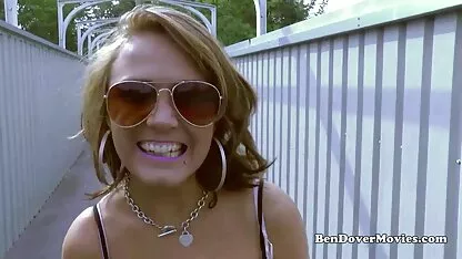 सेक्सी tanned बेब Abbie क्रॉस एक परिपक्व हिंदी सेक्सी पिक्चर फुल मूवी वीडियो के साथ fucks
