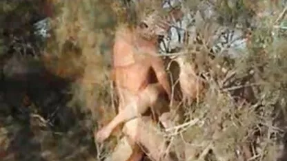 लाल बालों वाली सुंदरता एक कामुक लिंग सेक्सी वीडियो में हिंदी मूवी के साथ समूह सेक्स में मज़ा करती है