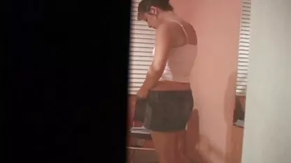 गुलाबी चूत के साथ उदास सेक्सी हिंदी एचडी फुल मूवी गोरा कोनी और चुदाई का आनंद मिलता है